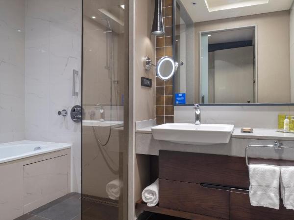 Hilton Istanbul Bakirkoy : photo 4 de la chambre chambre familiale - vue sur mer