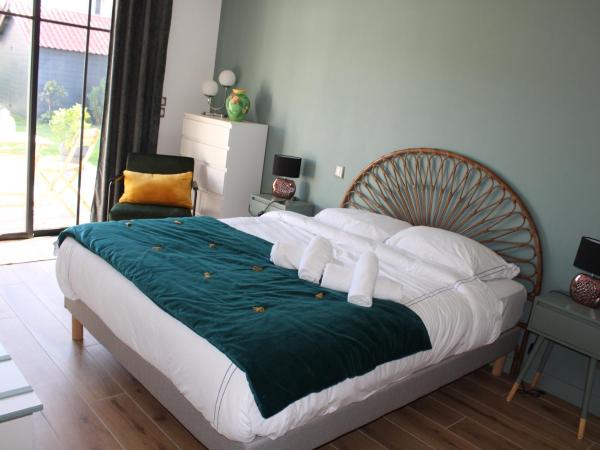 Le Jardin 51 : photo 7 de la chambre chambre double avec terrasse