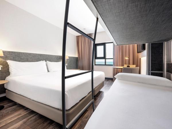 Hotel Cádiz Paseo del Mar, Affiliated by Meliá : photo 5 de la chambre chambre familiale avec vue sur la mer 