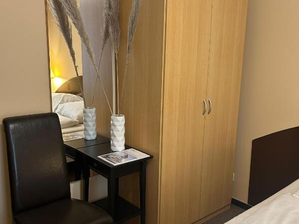 Hotel Adam : photo 6 de la chambre chambre double basique