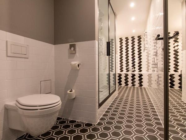 Canopy by Hilton Zagreb City Centre : photo 4 de la chambre suite lit king-size junior premier
