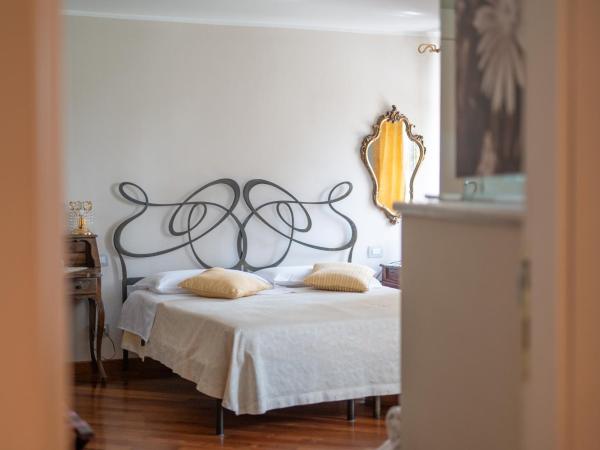 Madonna Villa Baietta : photo 3 de la chambre chambre double standard