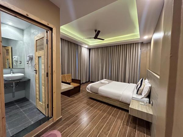 Pokhara Backpackers Hostel : photo 1 de la chambre chambre double supérieure