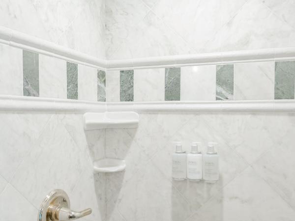 1840s Carrollton Inn : photo 3 de la chambre chambre du sénateur 204