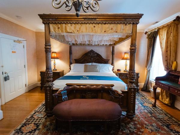 1840s Carrollton Inn : photo 3 de la chambre chambre d'Étudiant 205