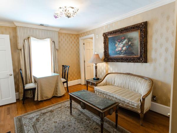1840s Carrollton Inn : photo 4 de la chambre suite diplomat - 302