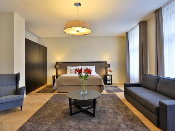 James Hotel & Apartments : photo 6 de la chambre suite 2 chambres