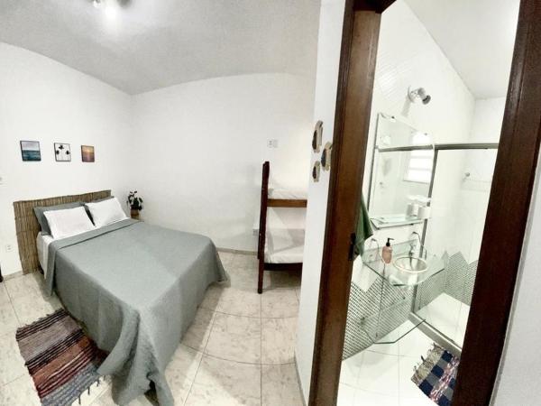 Rio Way Beach : photo 1 de la chambre chambre quadruple avec salle de bains