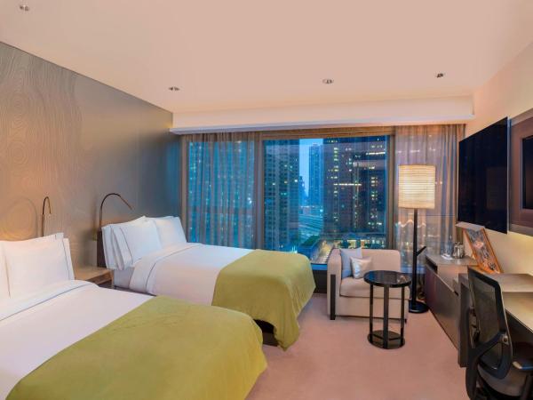 W Hong Kong : photo 1 de la chambre chambre lits jumeaux wonderful - vue sur ville