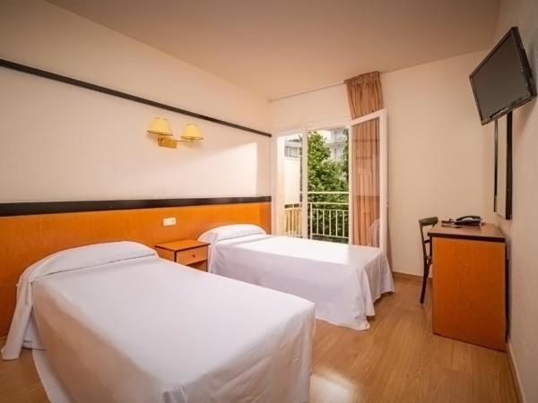 The BB Hotel Boutique Can Colom : photo 1 de la chambre chambre double