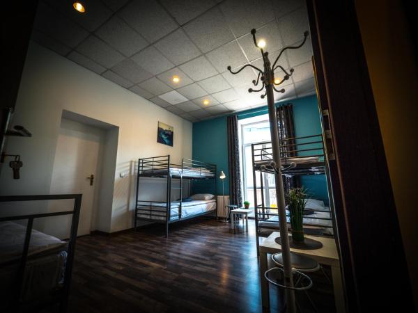 Hostel Pod Basztą : photo 8 de la chambre lit simple dans dortoir pour hommes