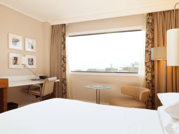 Hilton Barcelona : photo 4 de la chambre chambre lit king-size exécutive