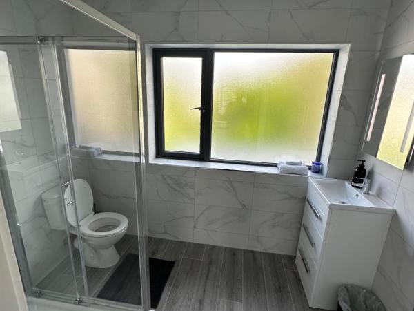 Winnie's Lodge : photo 1 de la chambre chambre triple confort avec douche