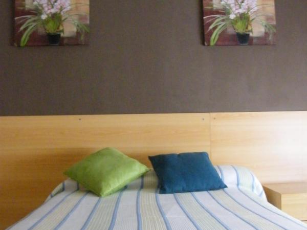 Pensión Corona : photo 5 de la chambre chambre double ou lits jumeaux avec salle de bains commune