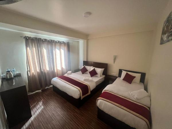 Hotel Down To Earth : photo 4 de la chambre chambre familiale