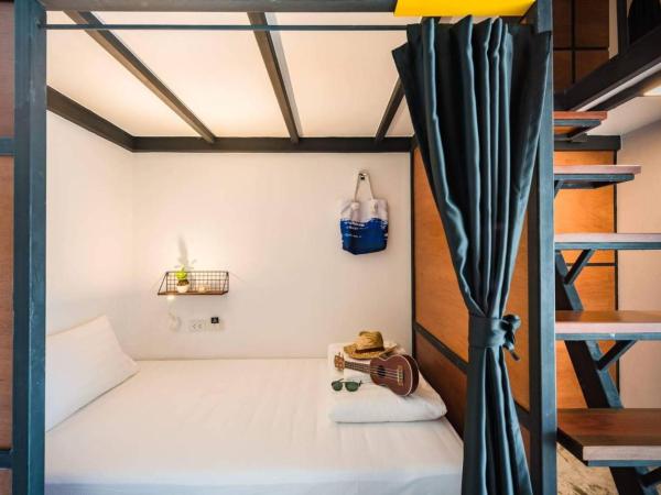 Book a Bed Poshtel - SHA Plus : photo 3 de la chambre lit dans dortoir mixte de 4 lits
