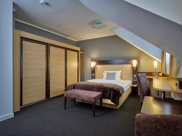 Hotel Westend : photo 2 de la chambre studio lit king-size