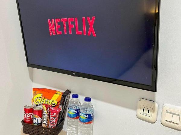 Front One Cabin Sunter : photo 1 de la chambre petite chambre simple