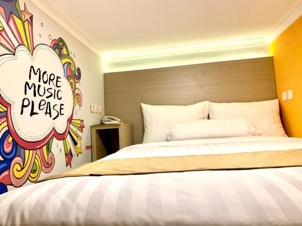 Front One Cabin Sunter : photo 4 de la chambre chambre lit queen-size