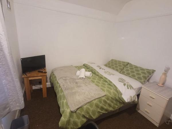 HESFORD (A) : photo 1 de la chambre chambre double standard avec salle de bains commune