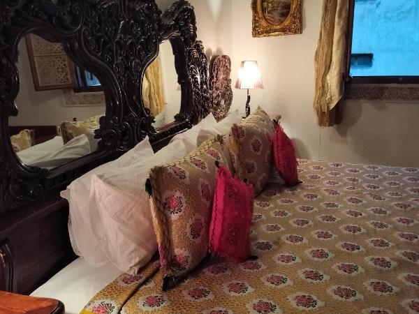 PALAIS LARAICHI Riad la porte bleue suites : photo 3 de la chambre suite lit king-size