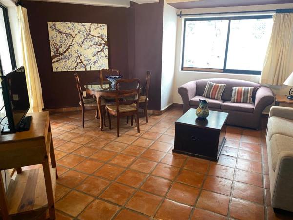 one Beach st hotel - beach Front 2BD 2BA WITH BALCONY in Zona Romantic Puerto Vallarta : photo 2 de la chambre appartement 2 chambres