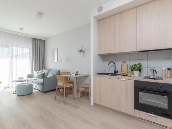 Noli Mokotow - Modern Scandinavian Style close to the Airport & easy access to city center : photo 10 de la chambre large-studio