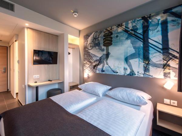 B&B Hotel München-Olympiapark : photo 4 de la chambre chambre double standard