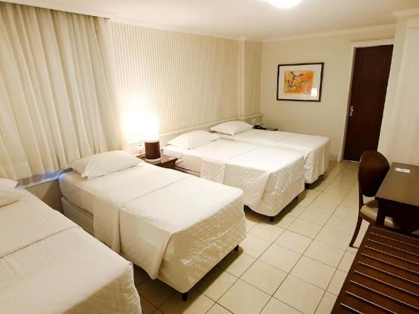Hotel Villa Mayor Charme - fortaleza : photo 1 de la chambre chambre quadruple