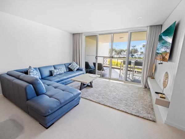 Bay Royal Apartments : photo 5 de la chambre superior two-bedroom apartment with balcony (apt 11)