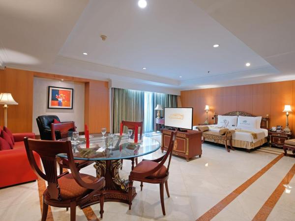 Sunlake Waterfront Resort & Convention : photo 1 de la chambre suite présidentielle