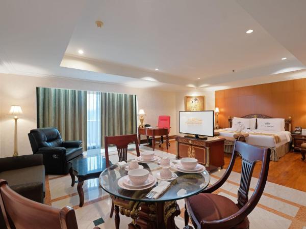 Sunlake Waterfront Resort & Convention : photo 2 de la chambre suite royale