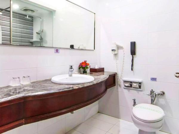 Sunlake Waterfront Resort & Convention : photo 5 de la chambre chambre familiale deluxe