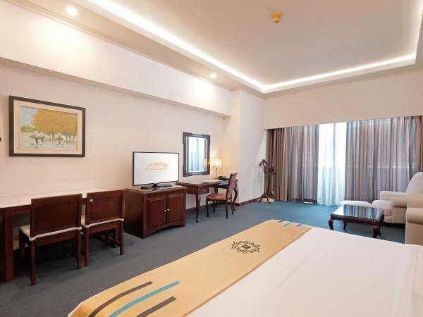 Sunlake Waterfront Resort & Convention : photo 2 de la chambre suite junior