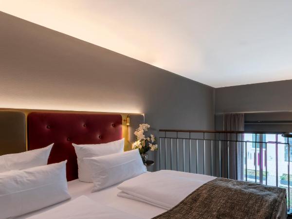 PLAZA Premium München : photo 2 de la chambre studio maisonnette