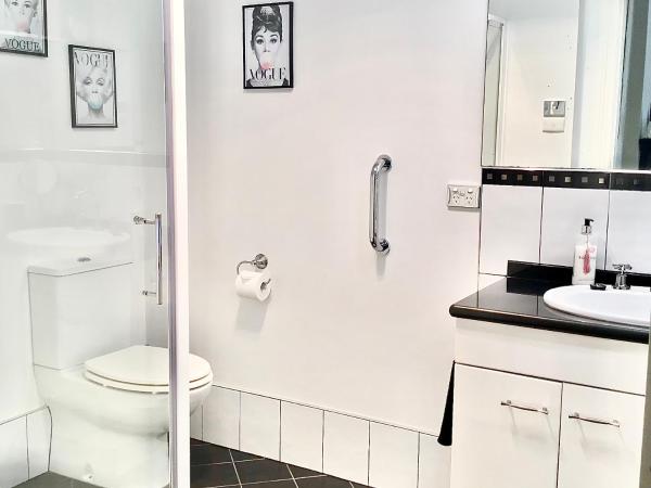 Kurrajong House : photo 8 de la chambre chambre lit king-size adelaide