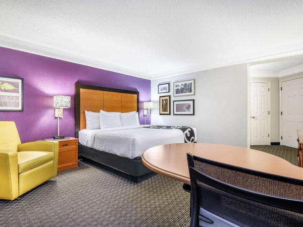 La Quinta by Wyndham Myrtle Beach Broadway Area : photo 2 de la chambre chambre lit king-size deluxe