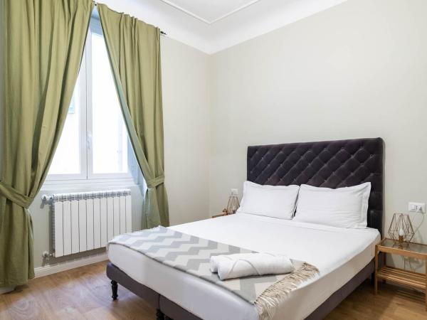 La Piazzetta Rooms & Apartments : photo 2 de la chambre deux chambres adjacentes avec salle de bains privative séparée 