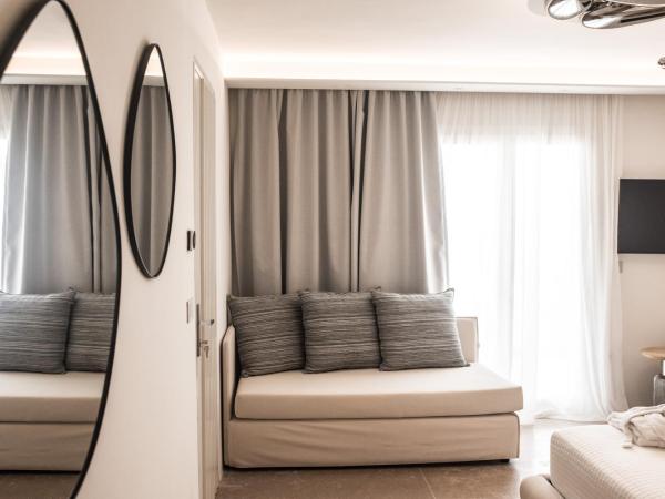 Νumi Boutique Hotel : photo 7 de la chambre king suite with private pool