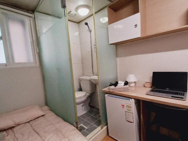 Haechi Stay GuestHouse - For foreigners only : photo 9 de la chambre chambre simple avec salle de bains privative