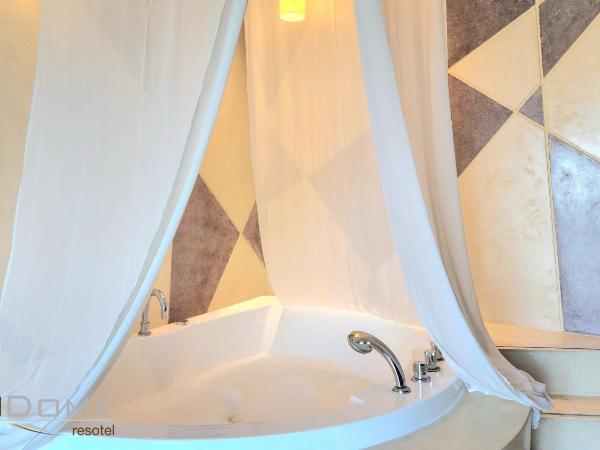 Sky dome resotel - โรงแรมสกายโดม รีโซเทล : photo 2 de la chambre suite avec baignoire spa
