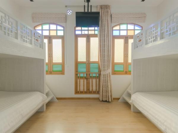 O'nya Phuket Hotel - SHA Extra Plus : photo 10 de la chambre chambre deluxe double ou lits jumeaux