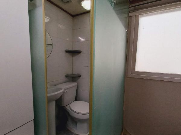 Haechi Stay GuestHouse - For foreigners only : photo 7 de la chambre chambre simple avec salle de bains privative