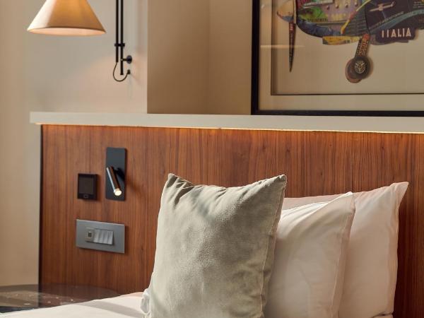 Melia White House Hotel : photo 2 de la chambre chambre lit king-size premium