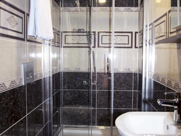 Golden Pen Hotel : photo 5 de la chambre chambre double ou lits jumeaux