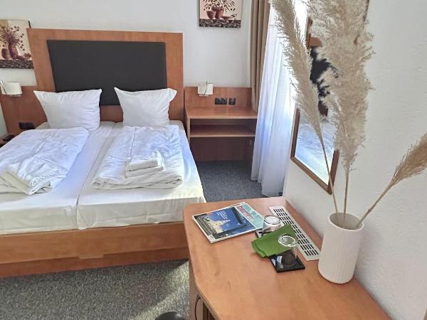 Hotel Adam : photo 10 de la chambre chambre double basique