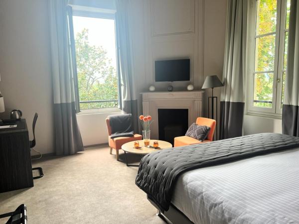 Hôtel Château de Lacan : photo 8 de la chambre chambre double supérieure