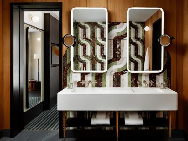 The Drake Hotel : photo 3 de la chambre suite 2 chambres