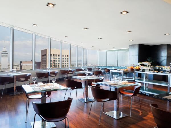 Hilton Mexico City Reforma : photo 6 de la chambre suite lit king-size affaires