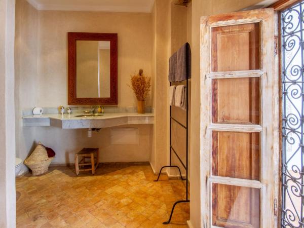 Riad Bab 54 : photo 6 de la chambre chambre double standard